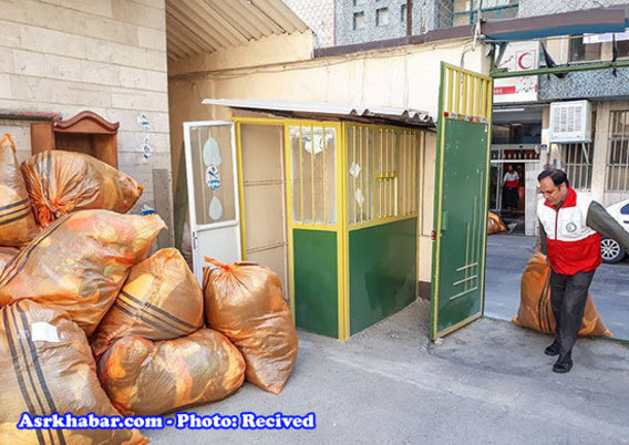کمک‌های مردم تهران به زلزله‌زدگان کرمانشاه (+عکس)