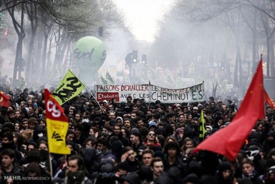 اعتصاب کارکنان بخش ریلی فرانسه‎ (+عکس)