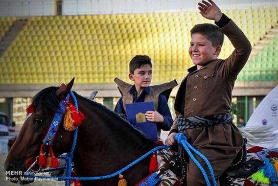 دومین جشنواره ملی اسب اصیل کرد (عکس)