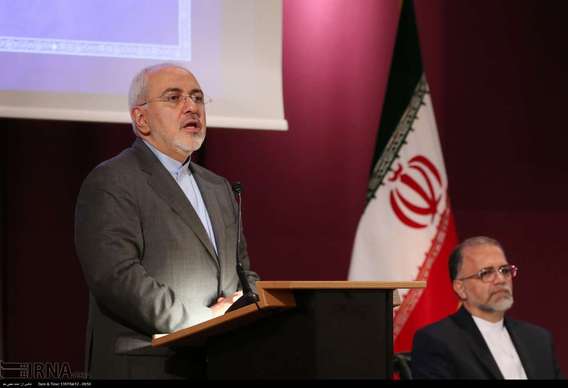 دیدار روحانی با ایرانیان مقیم سوئیس (+عکس)