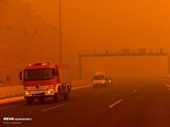 آتش سوزی گسترده در یونان‎ (+عکس)