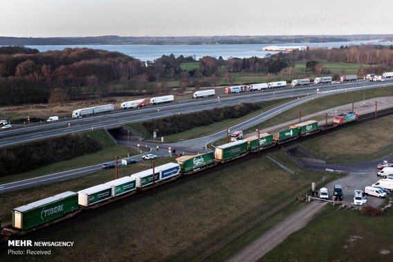 حادثه قطار در دانمارک‎ (+عکس)