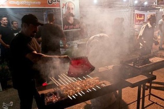 جشنواره کباب خوری در گرجی محله بهشهر (+عکس)