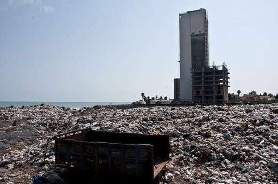 فاجعه زیست محیطی در ساحل محمودآباد (+عکس)