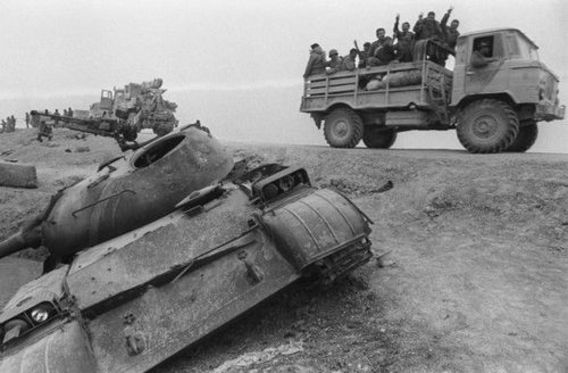  18 مارس 1985 - نیروهای عراقی در منطقه هویزه در شمال بصره 