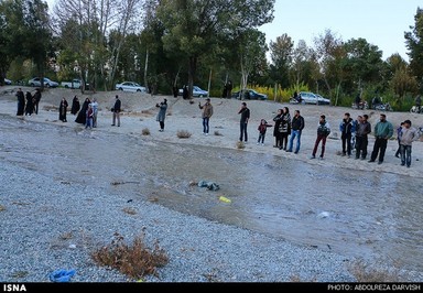 زاینده رود زنده شد (+عکس)