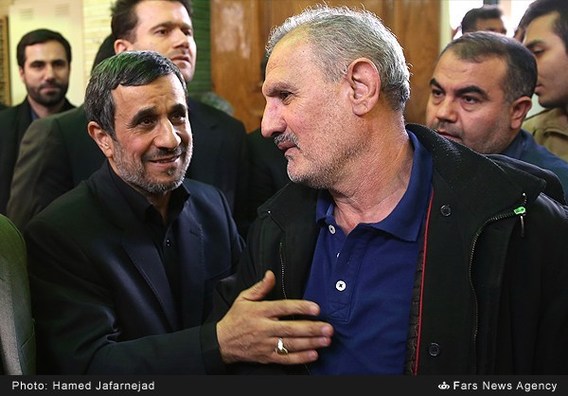 مراسم ختم والده احمدی نژاد(عکس)