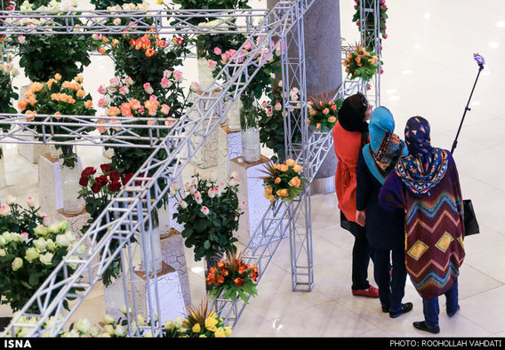 افتتاح نمایشگاه گل و گیاه در تهران (عکس)