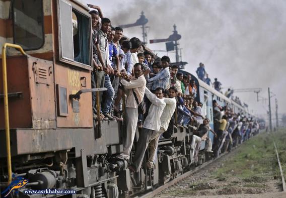 تصاویر دیدنی از قطار سواری در هند