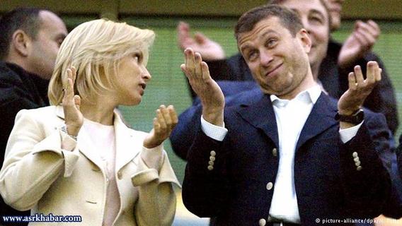 رومان آبراموویچ، میلیارد روس و صاحب تیم فوتبال چلسی در سال ۲۰۰۷ از همسرش ایرینا طلاق گرفت. متخصصین انتظار داشتند که با یک میلیارد و ۵۰۰ میلیون دلار گران‌ترین طلاق تاریخ شود، اما طرفین بر روی ۳۰۰ میلیون دلار به توافق رسیدند. 