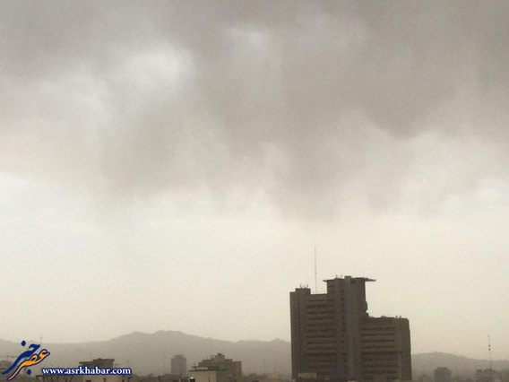 طوفان و گرد و خاک در تهران (عکس)