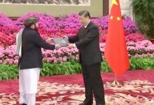 سفیر طالبان در چین استوارنامه خود را به شی جین پینگ تقدیم کرد