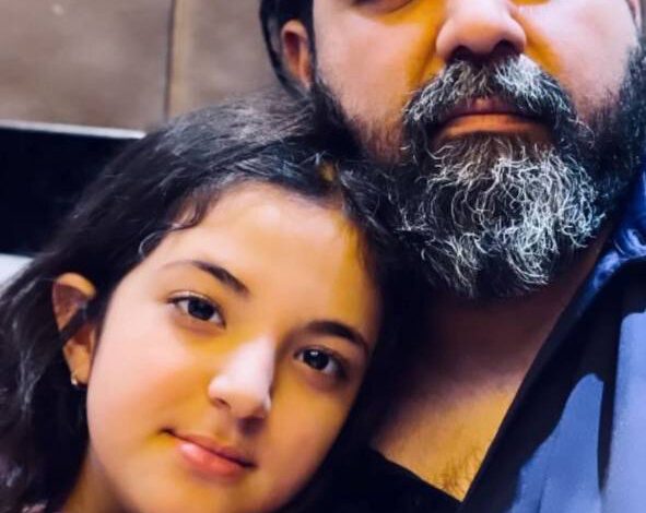 سلفی رضا صادقی با دخترش در آستانه روز پدر(عکس)