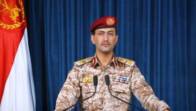 بیانیه ارتش یمن درباره حمله به کشتی انگلیسی و پهپاد آمریکایی