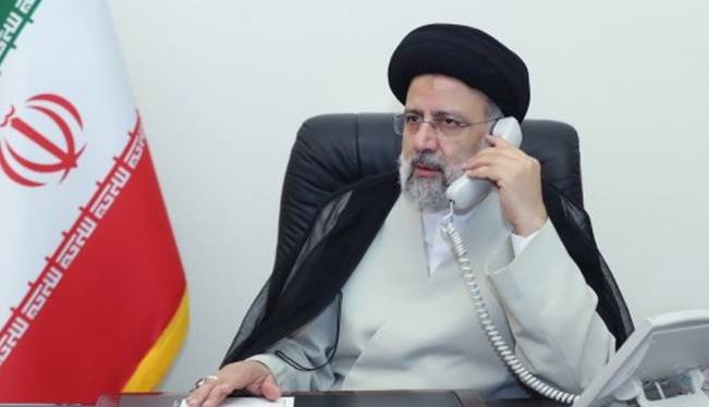 قدردانی رئیسی از تیم ملی فوتبال ایران در تماس تلفنی با امیر قلعه‌نویی