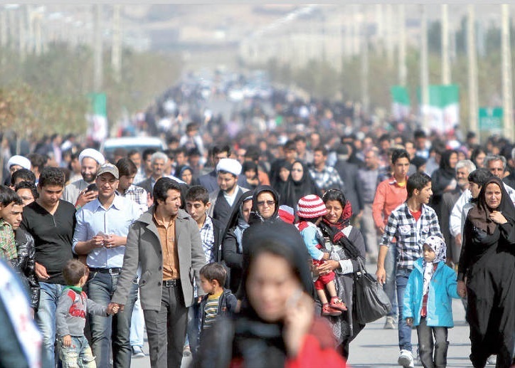 آغاز نزول جمعیت ایران از ۱۴۲۵؛ در این سال جمعیت کشور به سقف ۹۳ میلیون و ۷۰۰ هزار نفر خواهد رسید