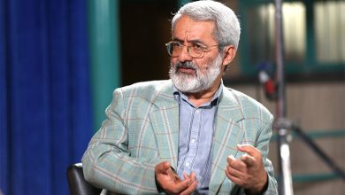 سلیمی نمین: رئیسی باید با مدیران خود رودرواسی را کنار بگذارد/ معاون پارلمانی او باید برکنار شود