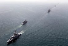 پایان رزمایش مرکب دریایی ایران، چین و روسیه /نیروهای دریایی مقابل ناوشکن« جماران» رژه رفتند
