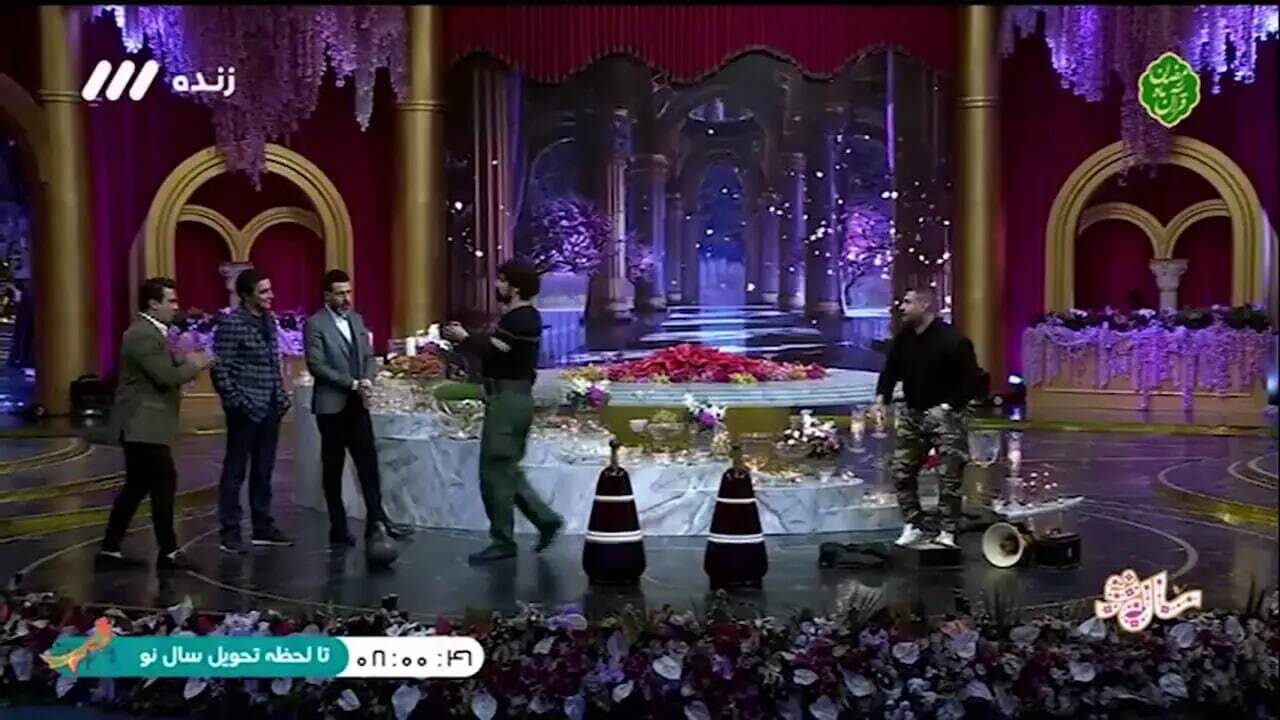 عباس عبدی در واکنش به معرکه‌گیری و زنجیر پاره‌کردن روی آنتن زنده: سقوط آزاد در تولیدات فرهنگی؛ احتمالا بزودی شاهد معرکه گیری با میمون در تلویزیون باشیم!