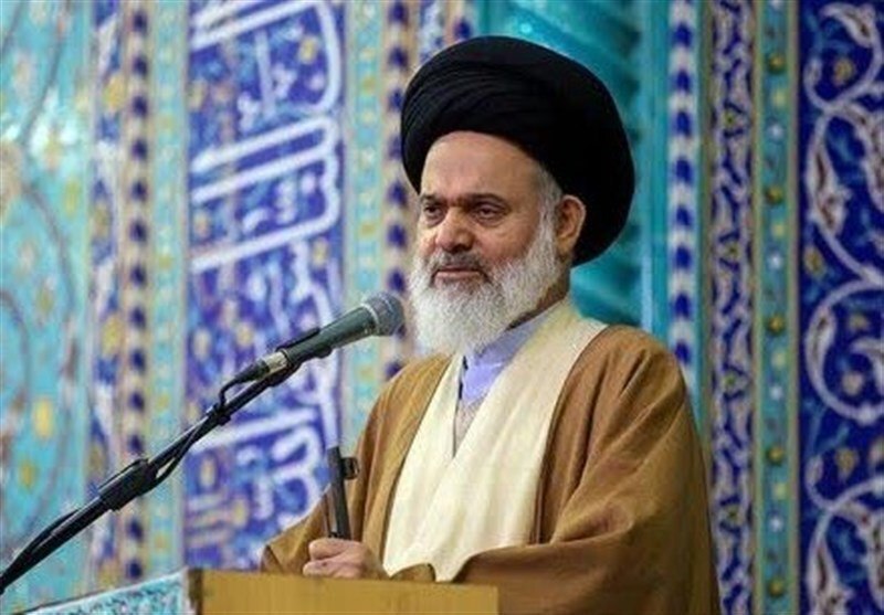 رئیس جامعه مدرسین: اگر فرهنگ دچار ولنگاری شد، آسیب‌هایی سنگینی را در پی خواهد داشت/ باید به گونه‌ای عمل کنیم که دشمن نتواند رابطه ۴۵ ساله مردم و نظام را از بین ببرد