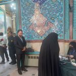 حرکت عجیب آقای وزیر، وسطِ حسینیه ارشاد سوژه شد(تصاویر)