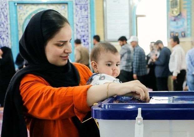 اطلاعیه ستاد انتخابات: متولدین ۱۵ تیر ۸۵ و قبل از آن می‌توانند جمعه رأی بدهند