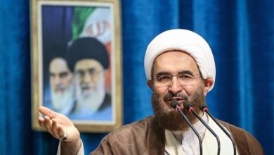 حاج علی اکبری، امام جمعه موقت تهران: در مناظره‌ها جفا و سیاه نمایی کردند؛ نسبت به شهید عزیز ما بی‌مهری صورت گرفت