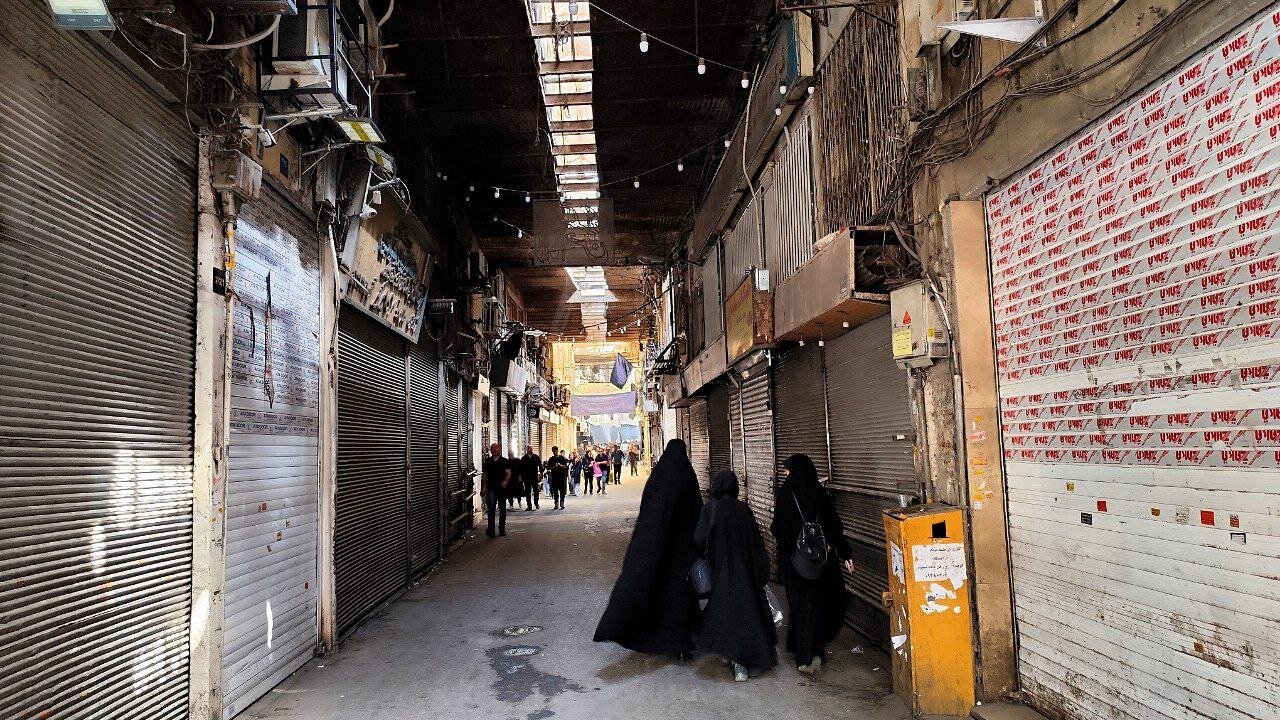 سیاه‌پوش شدن بازار تهران ظهر تاسوعای حسینی/ عکس