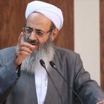 مولوی عبدالحمید: اینجا مساجد اهل سنت بیشتر است اما شهدای شیعه بیشتر هستند این برای من باعث شرمندگی است / ما باید کنار هم شهید شویم