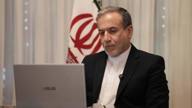 عراقچی: صدور حکم دستگیری نتانیاهو و گالانت اولین گام امیدوارکننده برای احیای عدالت و پاسخگو کردن جنایت‌کاران اسرائیلی است / جامعه بین‌المللی اجرای کامل و فوری این کیفرخواست را تضمین کند / نباید اجازه دهیم رژیم اسرائیل با استناد به «یهودستیزی» ندای انتقاد را خاموش کند