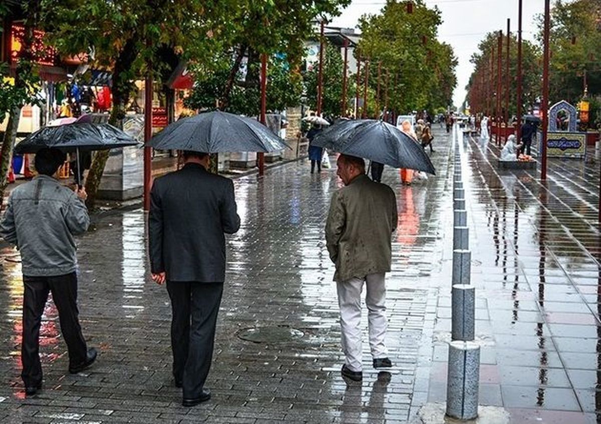 تهرانی‌ها روز دوشنبه منتظر باران باشند