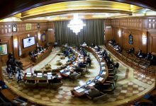 انتقاد تند نرجس سلیمانی در صحن شورا: پست‌های مدیریتی شهرداری مانند غنائم جنگی تقسیم شده‌اند/ وقت آن است شایستگی جای رفاقت را بگیرد