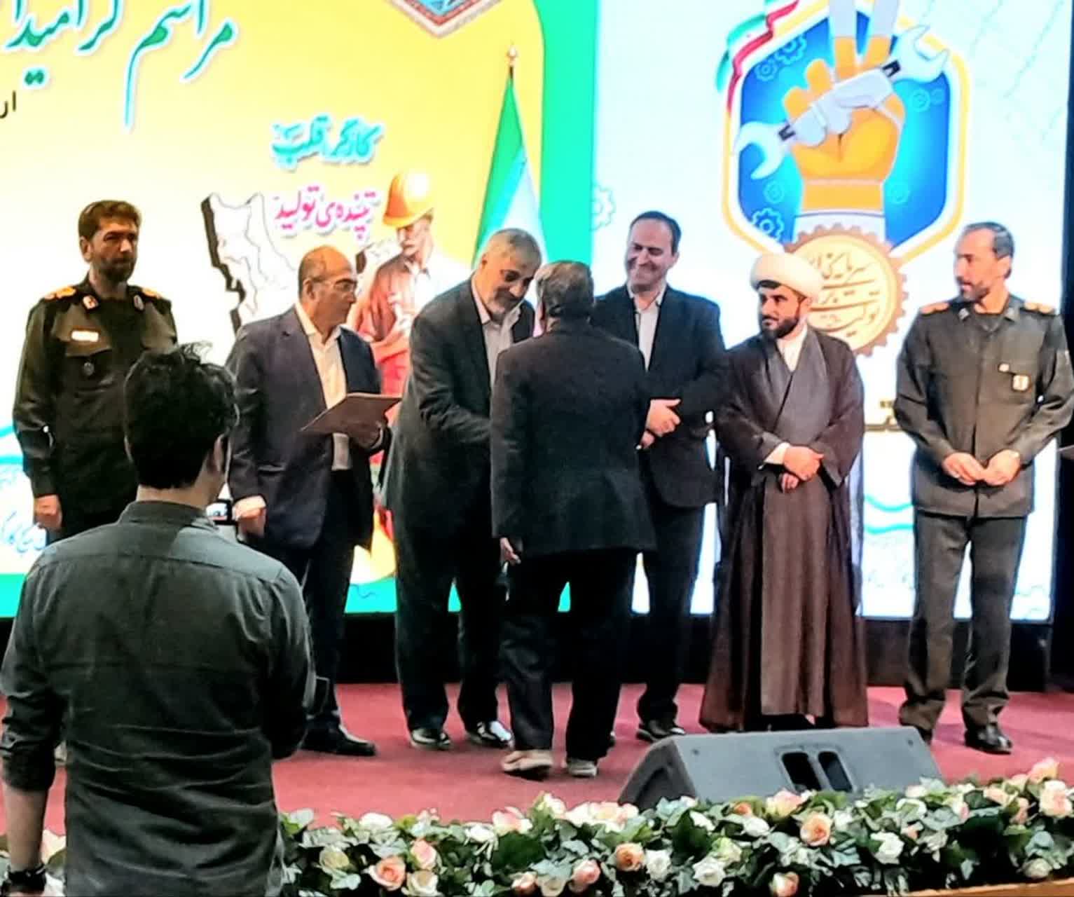حضور اله بداشتی و فرمانده سپاه محمد(ص) در مراسم بزرگداشت روز بسیج کارگری