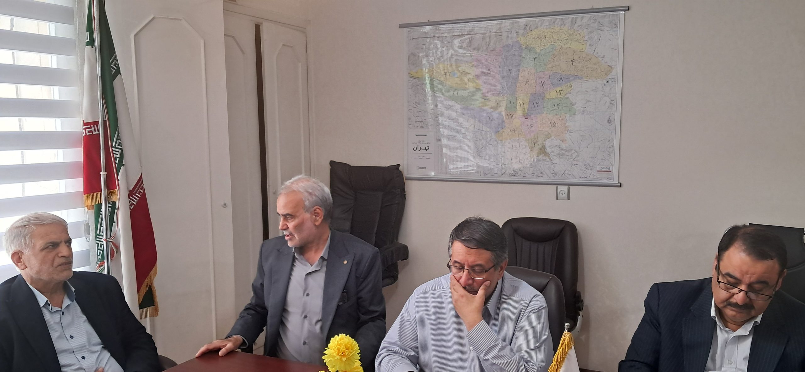 تاکید نمایندگان عالی کارگری بر اصلاح فصل ششم قانون کار/رئیس فراکسیون کارگری مجلس: بدهی دولت به تامین اجتماعی طی ۴ سال تسویه می شود