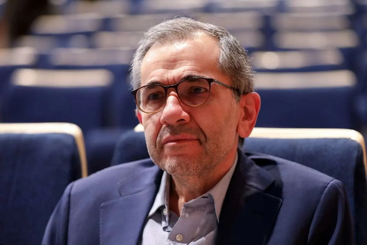 تختروانچی: مواضع آمریکاییها متناقض است