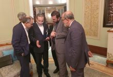 آکسیوس: مذاکرات ایران و آمریکا یک‌شنبه در عمان برگزار می‌شود