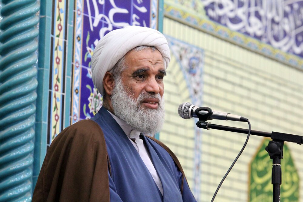 عضو مجلس خبرگان رهبری: جمهوری اسلامی در مسئله حجاب هرگز کوتاه نمیآید/ ترامپ با گردنکلفتی، قصد گرفتن امتیاز از راه اعمال فشار را دارد