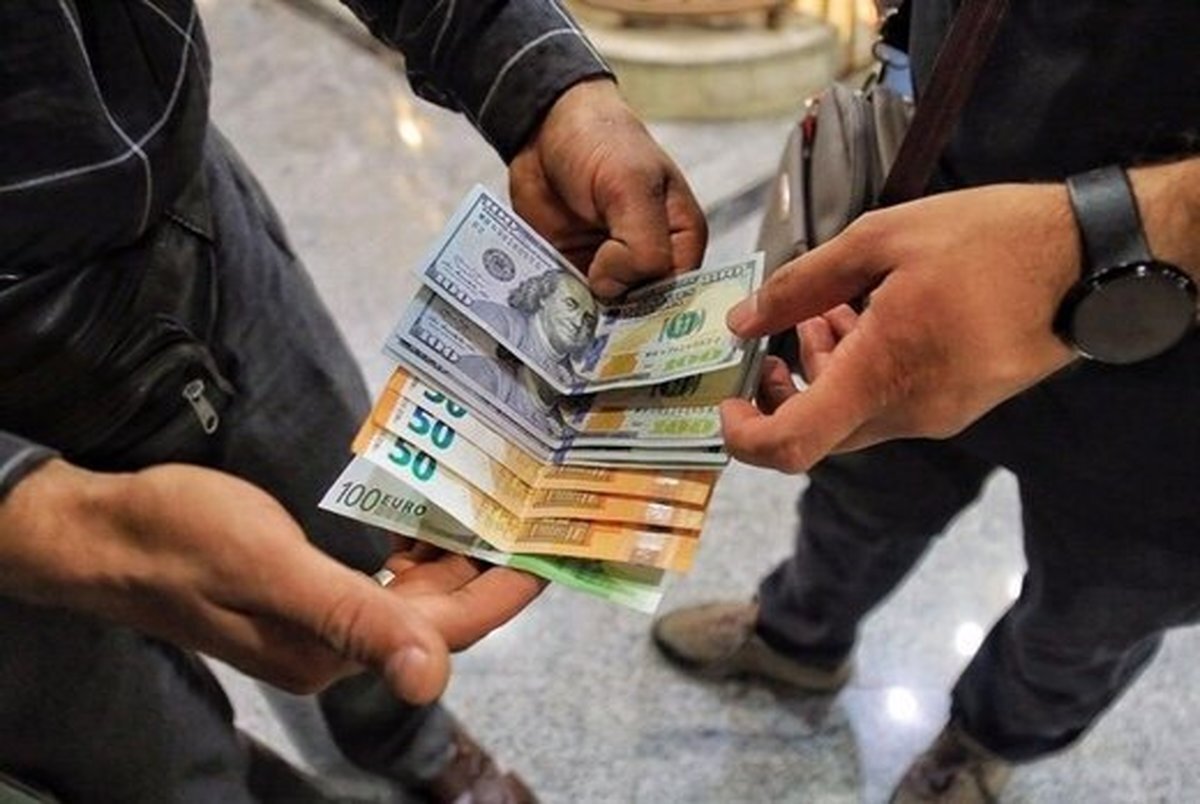 قیمت جدید دلار، یورو و سایر ارزها امروز ۸ خرداد ۱۴۰۴/ دلار در آستانه ورود به کانال ۷۰ هزار تومان قرار گرفت