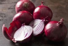 فواید شگفت‌انگیز پیاز برای سلامتی/ با خوردن روزی یک عدد پیاز چه اتفاقی در بدن‌مان می‌افتد؟