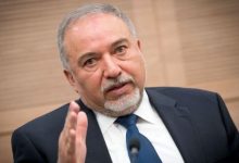 لیبرمن: اسرائیلی‌ها هر روز به پناهگاه‌ها می‌گریزند، این شکست کامل دولت در تامین امنیت داخلی است