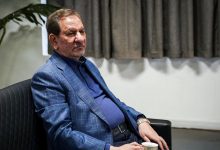 شرکت های انرژی، مرغ تخم طلای ایران هستند اسحاق جهانگیری: مردم چوب وسایلی را می خورند که خودمان تولید کرده و به آنها فروختیم/ چیت چیان جلسات را با بداخلاقی ترک می کرد زیرا...