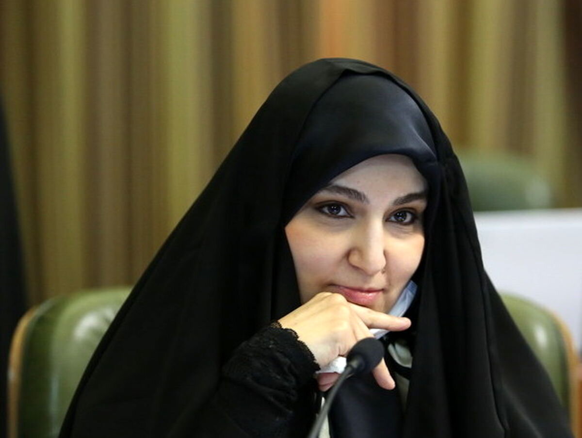 عضو شورای شهر تهران گفت: زاکانی که توفیق نیافتن را به بیغیرتی و ناتوانی تعبیر میکند چهطور عملکرد خودش را توضیح میدهد؟/ کارنامهاش مانند کاریکاتور است