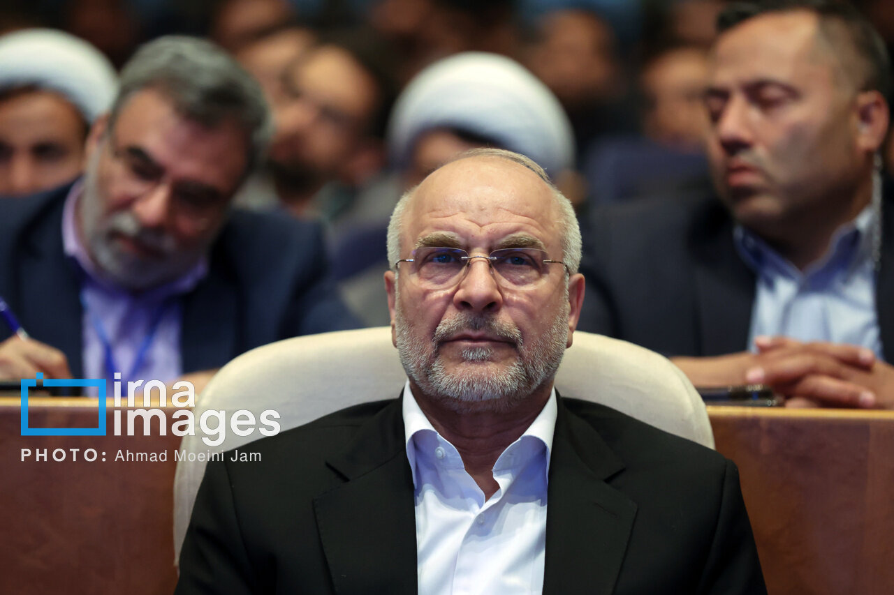 این بازدید که با همراهی مقامات محلی انجام شد، با هدف بررسی وضعیت کنونی جزیره و پیگیری خواستههای اهالی برای احیای این منطقه متروکه صورت گرفت