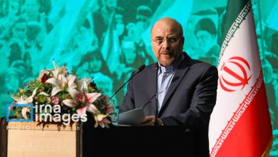 انتقاد قالیباف از دولت احمدی نژاد؛ در مقاطعی درآمد کشور به ۱۱۹ میلیارد دلار رسید اما رشد اقتصادی نداشتیم/ با این ثروت چه کردیم؟