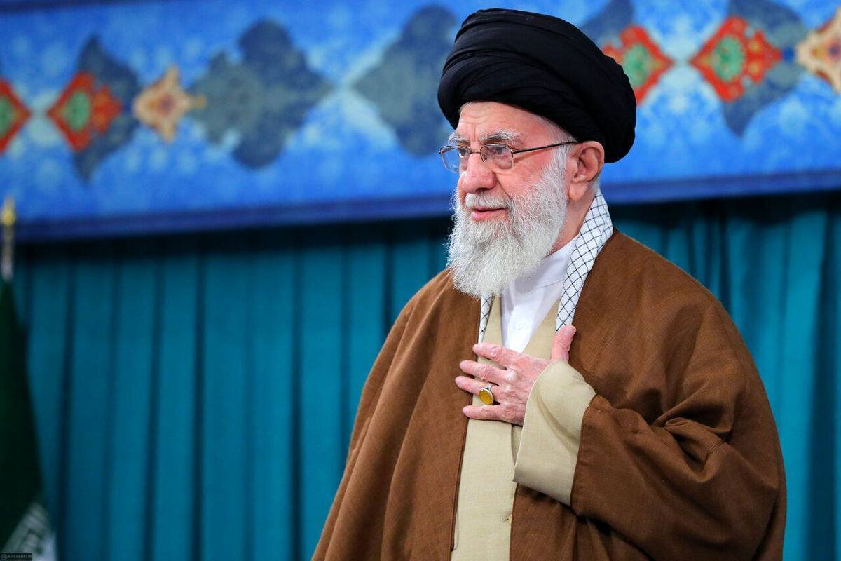 برگزاری مراسم بزرگداشت شهدای خدمت با حضور رهبر انقلاب تا ساعتی دیگر