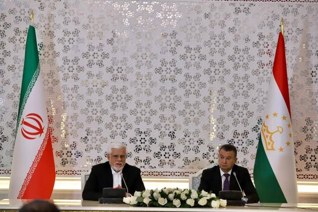 عارف: روابط سیاسی ایران و تاجیکستان در بهترین شرایط قرار دارد/ نباید به تبادل اسناد دل ببندیم