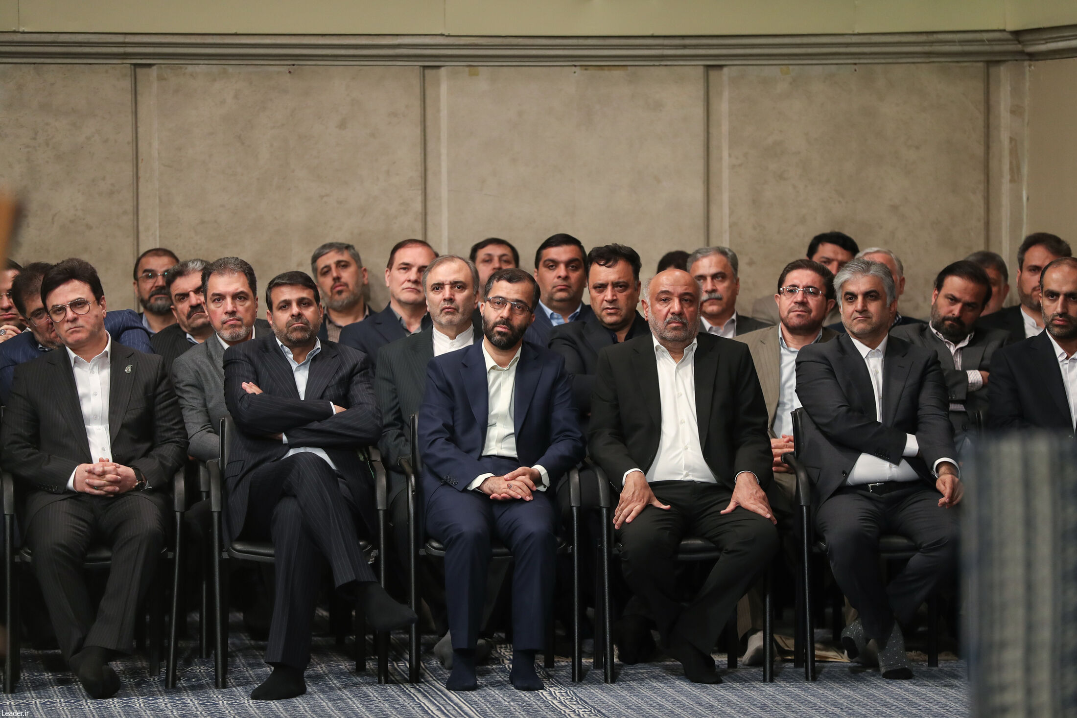 رهبر انقلاب: اولین موضوع کارگران، امنیت شغلی است