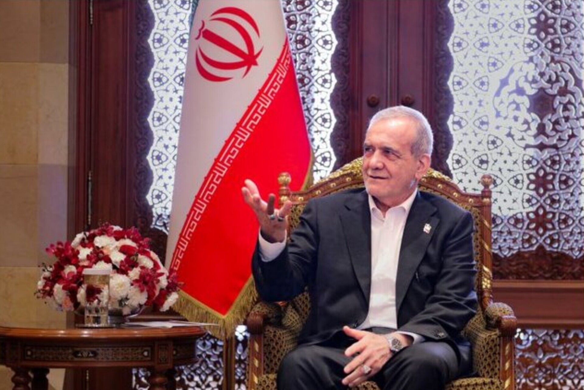 پزشکیان: با تحریم و بیتحریم، تغییر ایجاد خواهیم کرد؛ کافی است باور کنیم که ما میتوانیم این راه را برویم