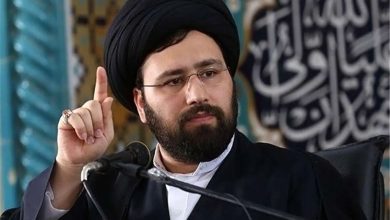 سید علی خمینی: با آمریکا مذاکره می‌کنیم، زیرا جلوه‌ای دیگر از جهاد برای احقاق حقوق ملت است/ مذاکره‌کنندگان خود را جهادگران عرصه‌ی دیپلماسی می‌دانیم