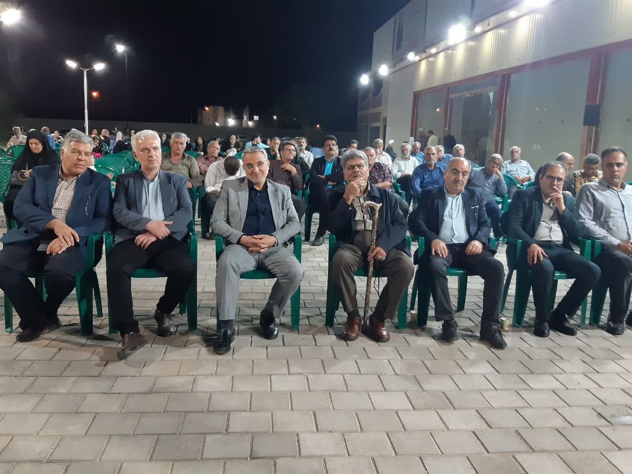 آراسته‌مهر: بازنشستگان چشم‌انتظار اجرای قانون و افزایش حقوق / تأخیر در پرداخت معوقات تامین اجتماعی را با چالش مواجه می‌کند